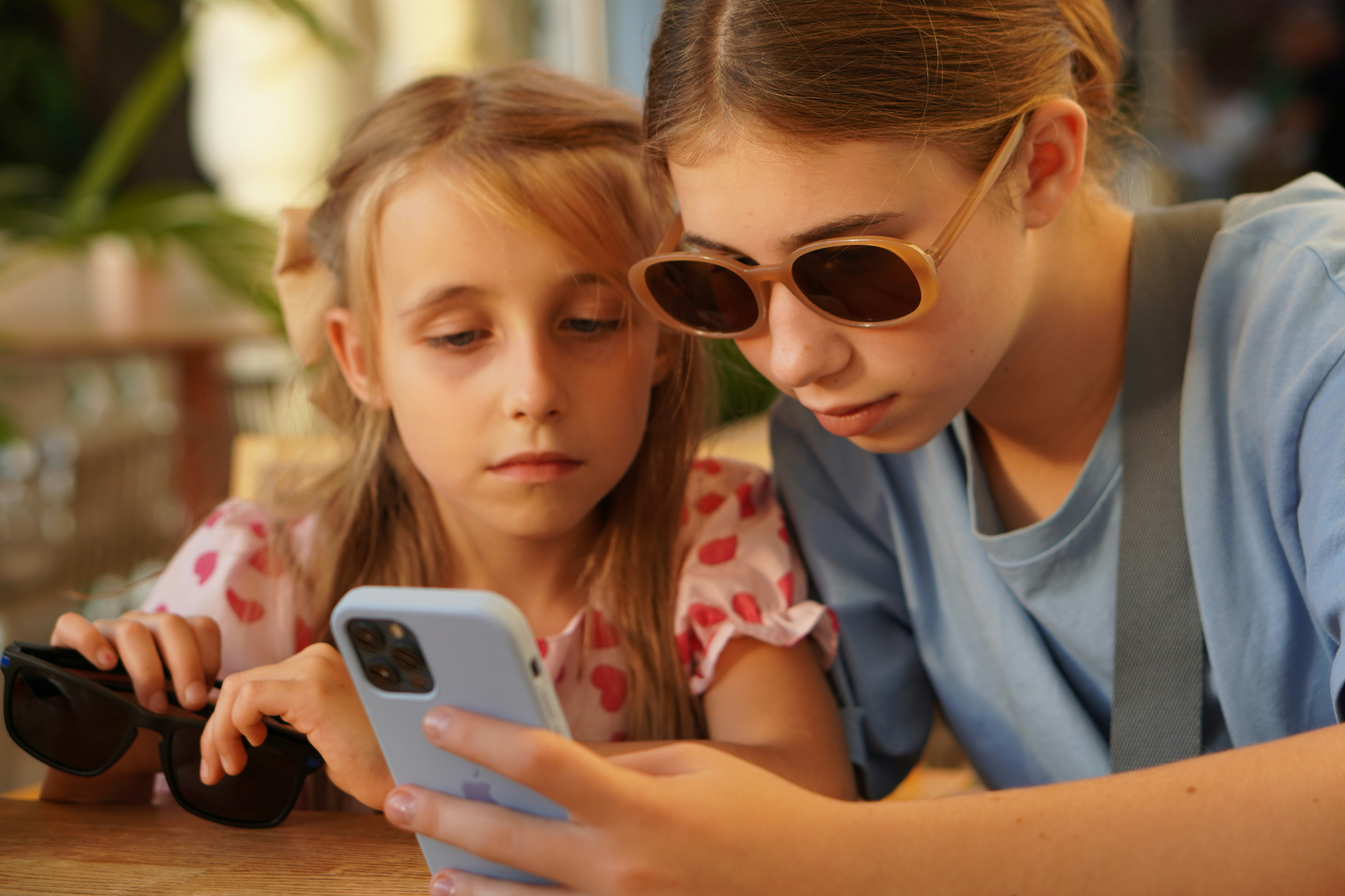 UK parents and smartphones