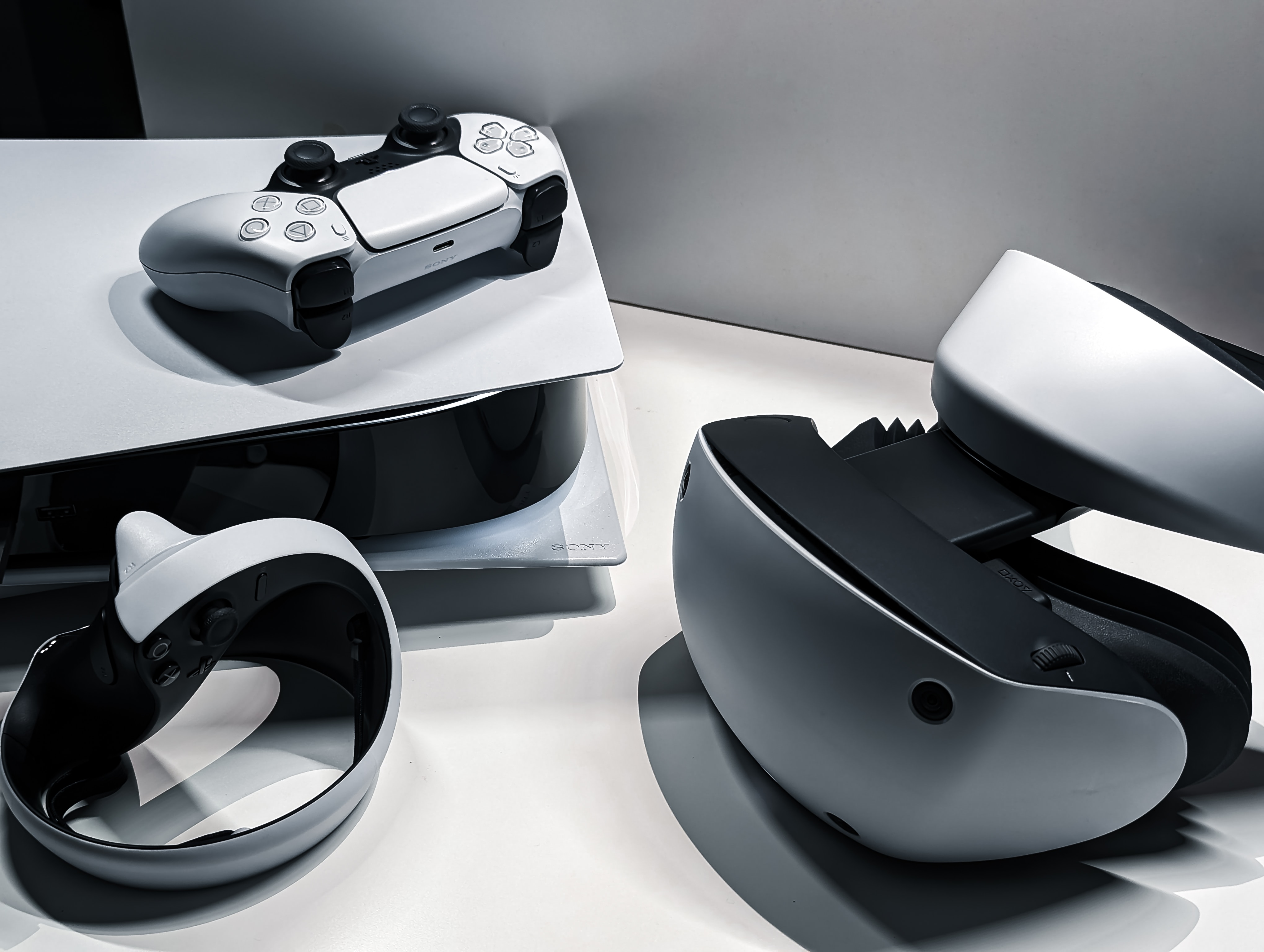 Helping a major console manufacturer address barriers to VR usage